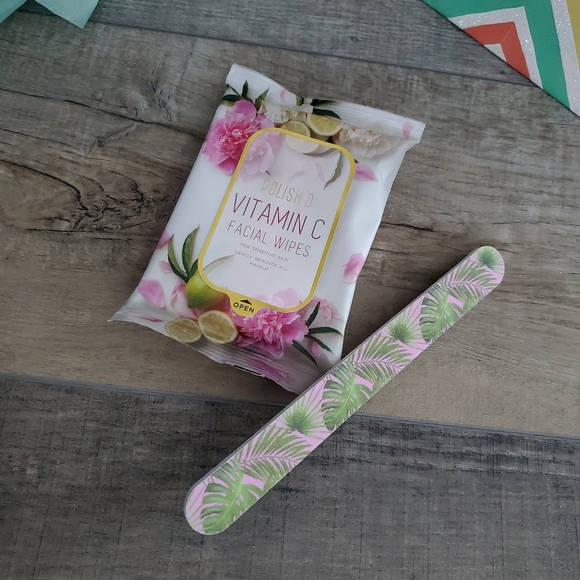 Relaxing Gift Bag Ready to go Gift - Picture 4 of 7